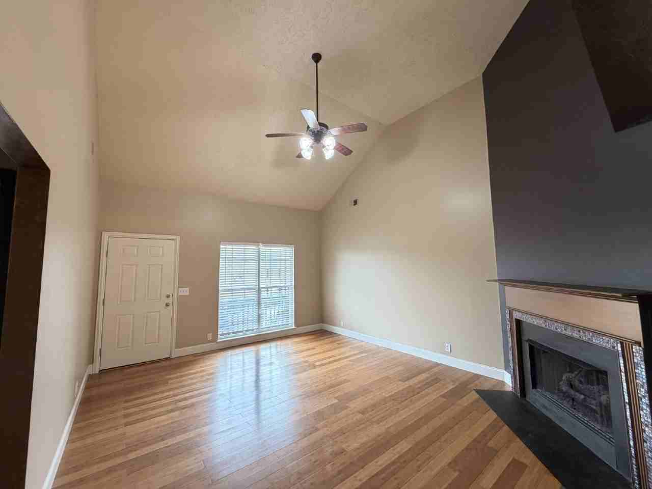 1624 Timber Run - Photo 2 of 30