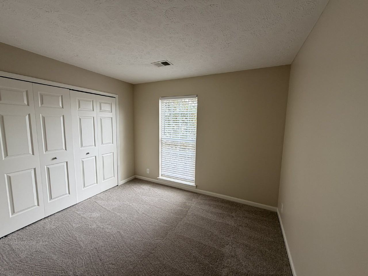 1624 Timber Run - Photo 6 of 30