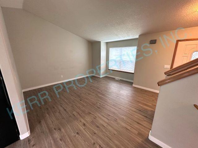 15837 Jade Glen Ave - Photo 2 of 26