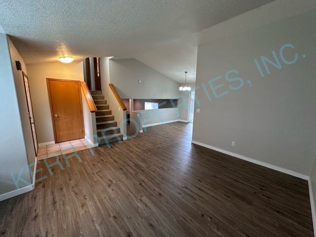 15837 Jade Glen Ave - Photo 4 of 26