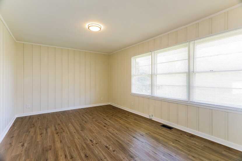 2629 Wood Dr Ne - Photo 7 of 18