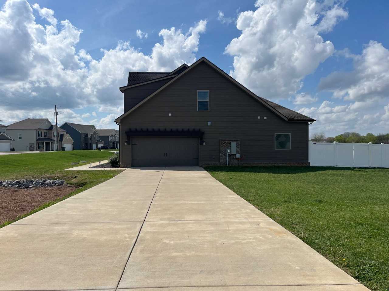 624 Donna Oaks Dr - Photo 4 of 50