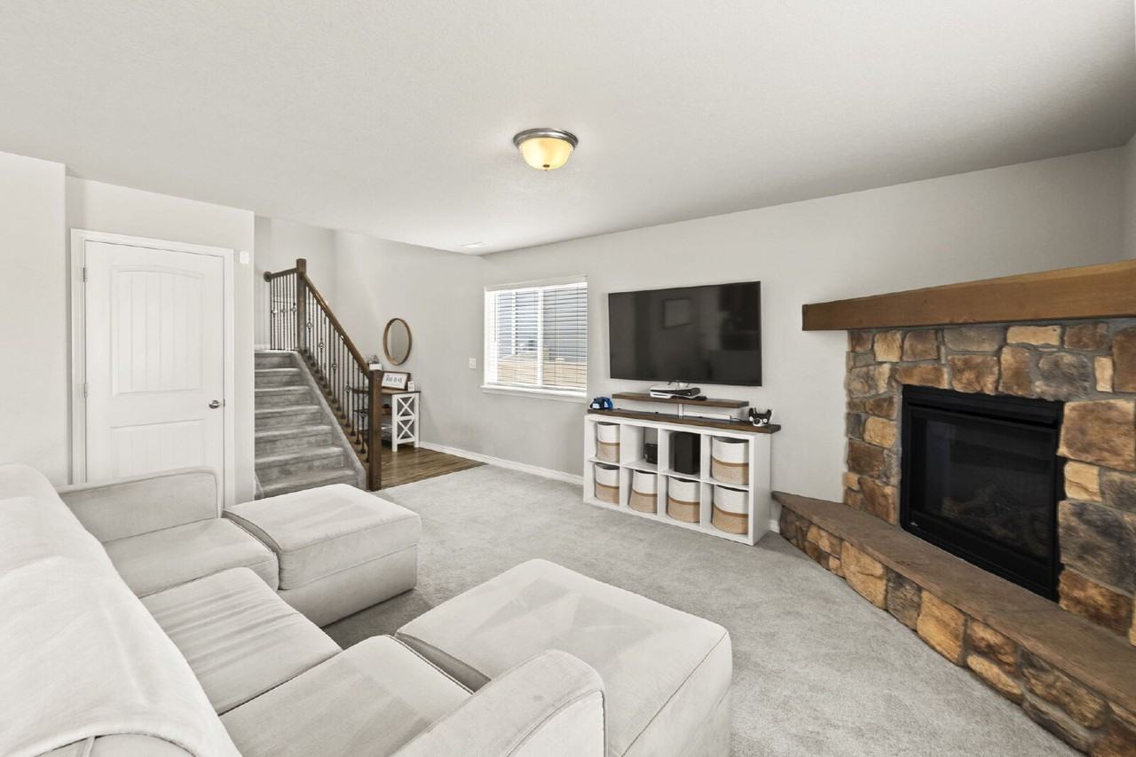 10539 Traders Pkwy - Photo 6 of 36