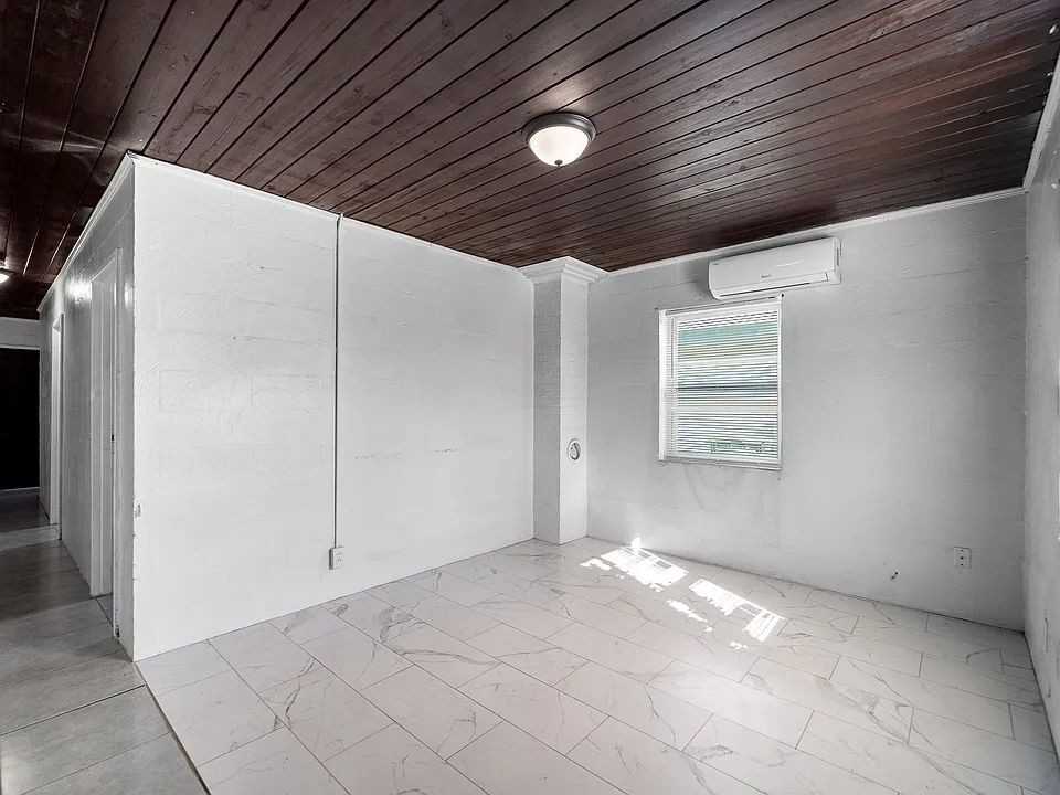 2008 E 15th Ave #8B - Photo 2 of 13