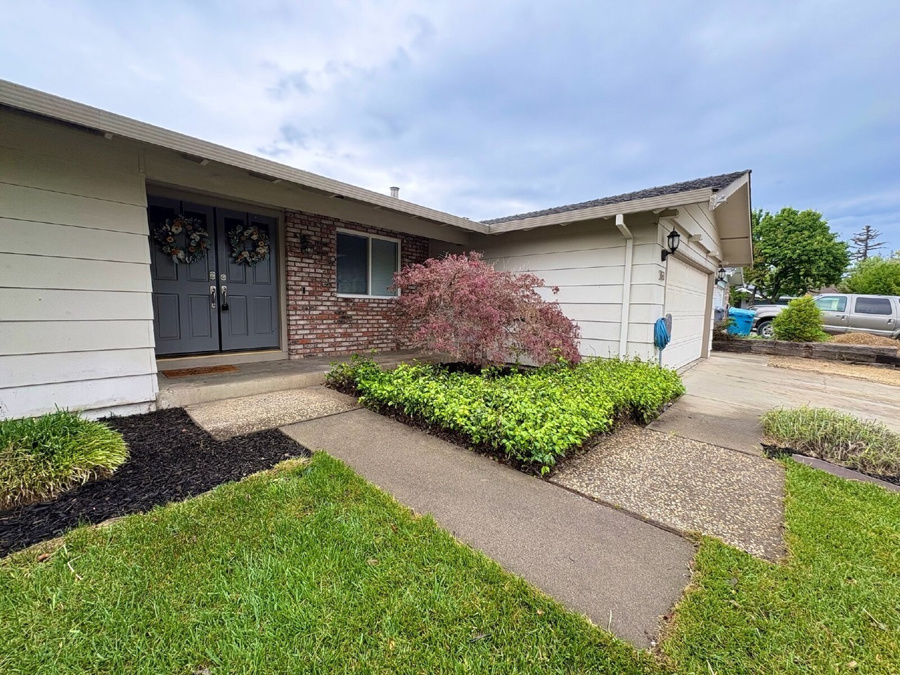 1163 Ortega Cir - Photo 5 of 50