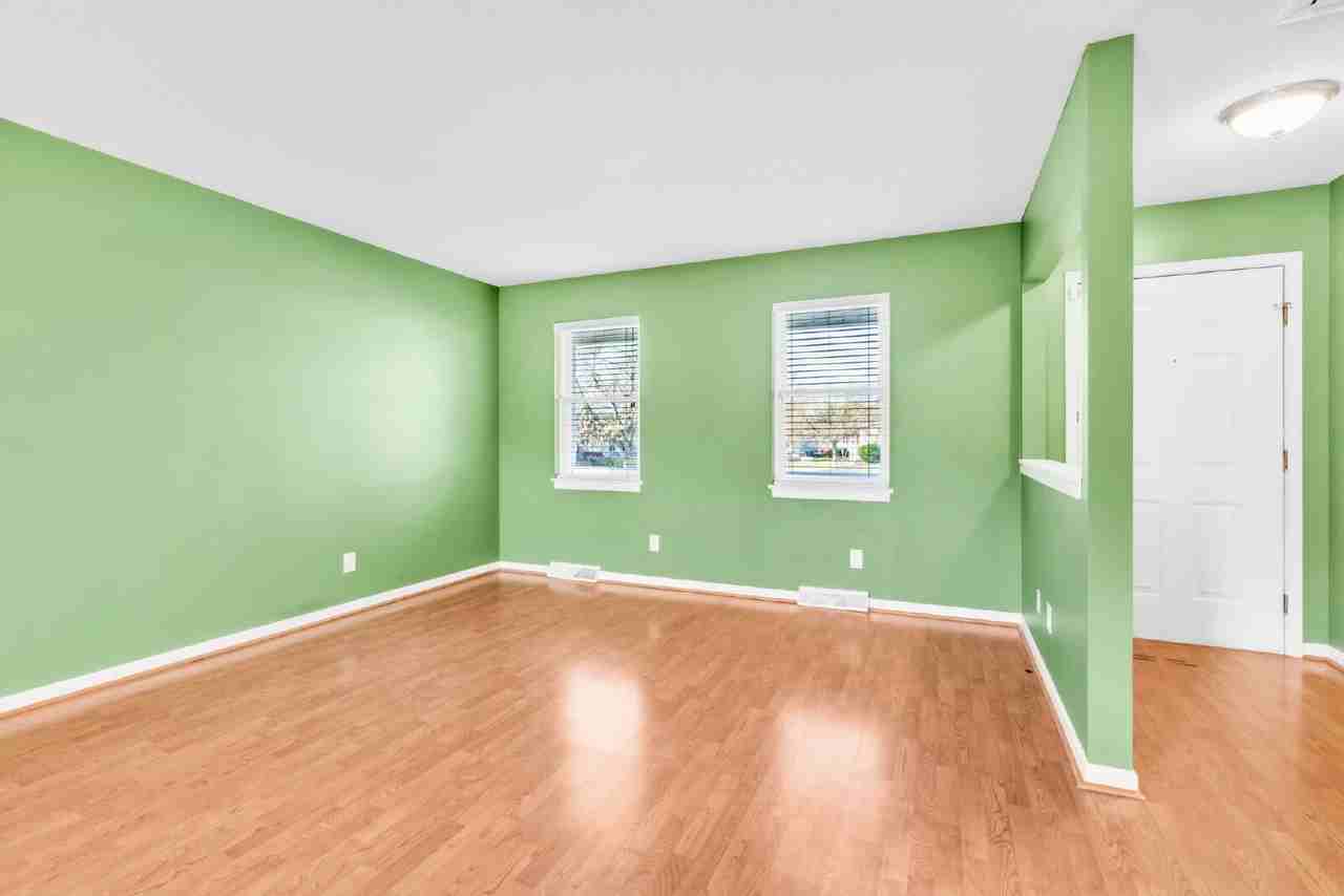 18 Genesis Ct - Photo 7 of 27