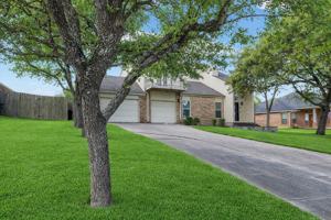 featured image of 219 April Waters Dr W