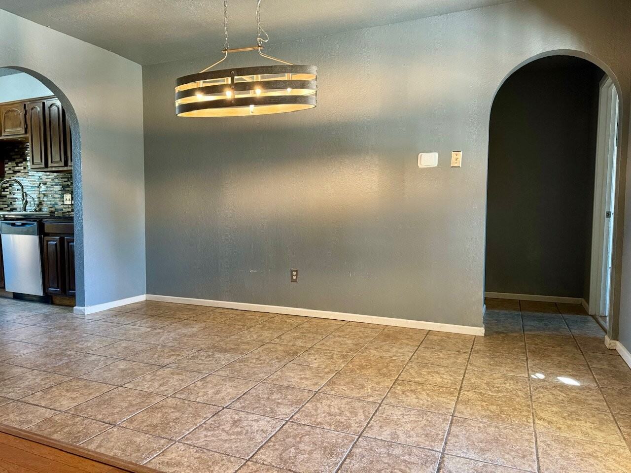 5722 2nd Pl - Photo 6 of 22