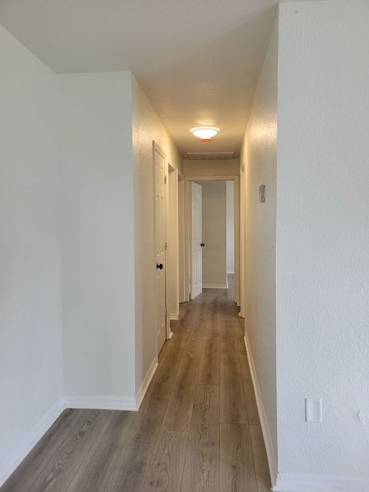 109 Harbor Dr - Photo 6 of 10