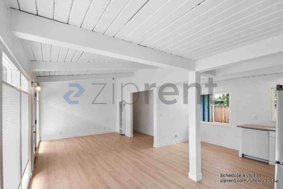 4201 Ruthelma Ave - Photo 5 of 26