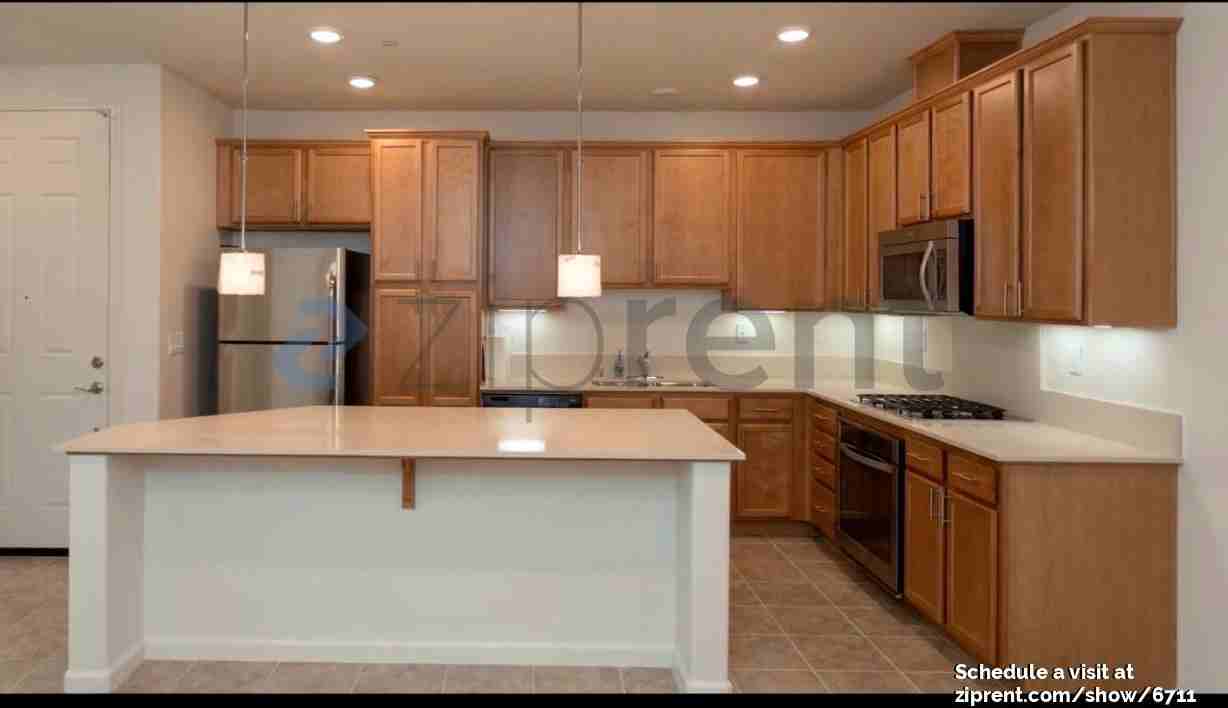 4720 Norris Canyon Rd #102 - Photo 5 of 12