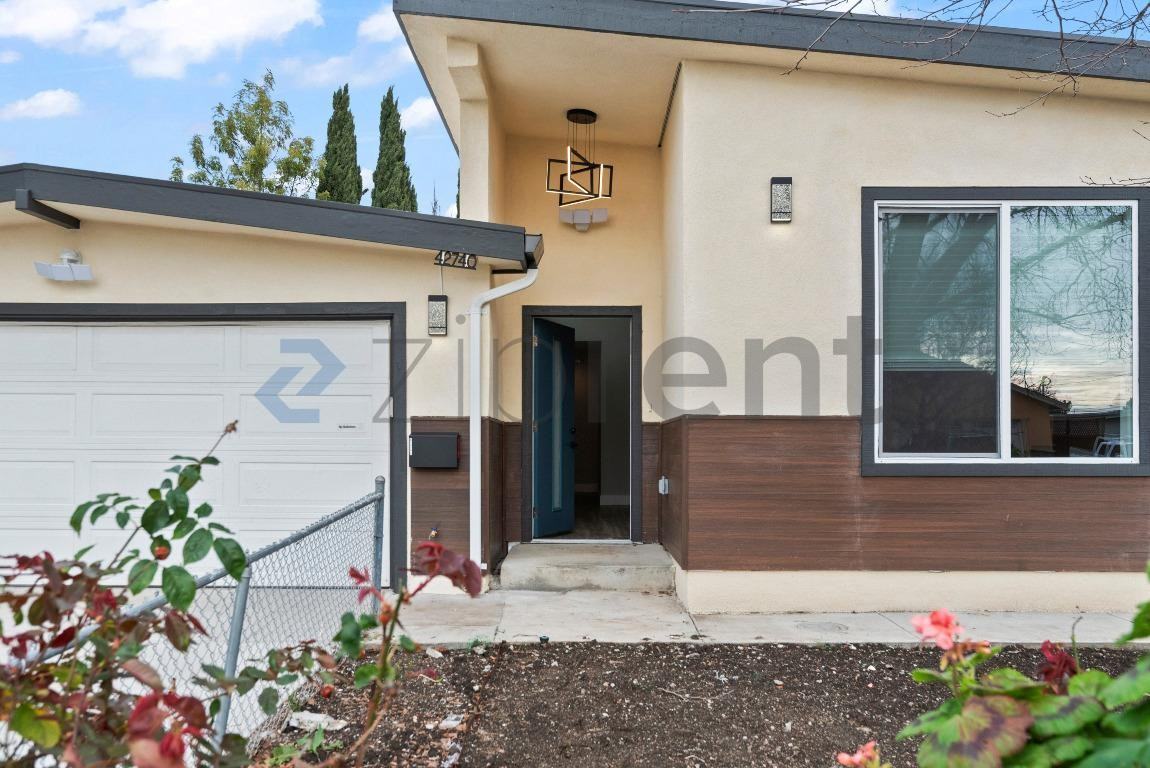 42740 Jefferson St - Photo 2 of 32