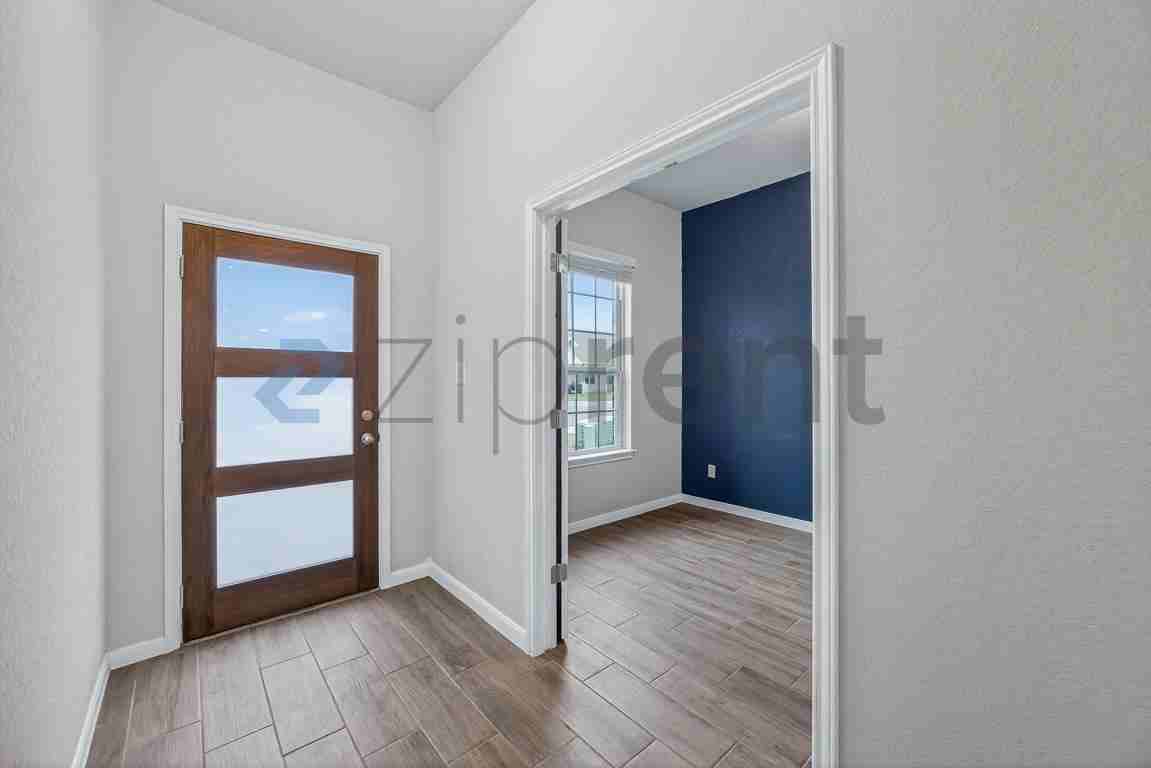 14350 Gold Rush Pass - Photo 7 of 38