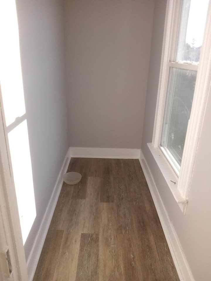 660 4th Ave #2 - Photo 4 of 12