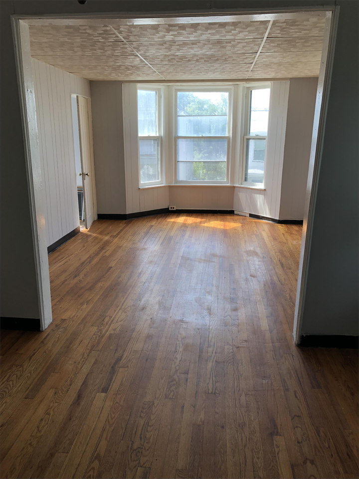660 4th Ave #2 - Photo 7 of 12