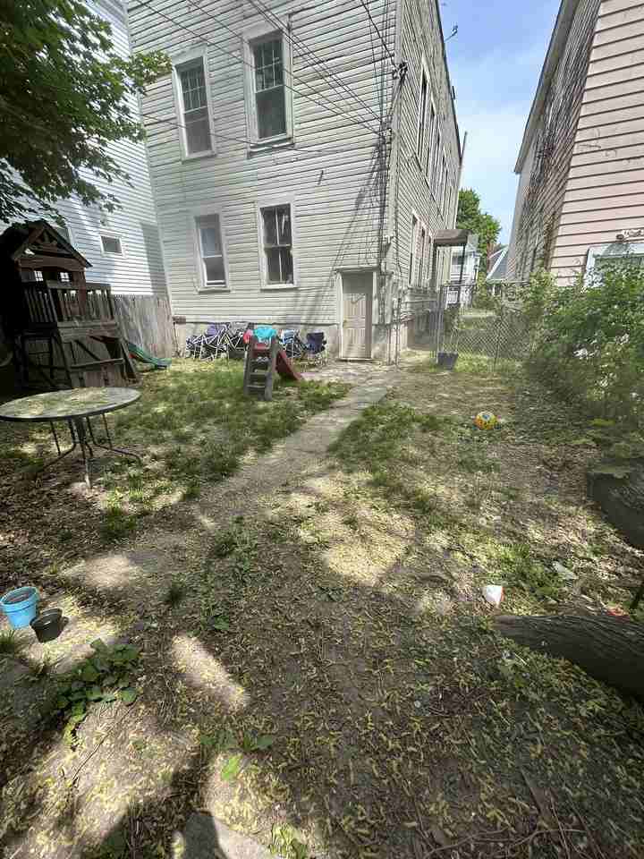 127 6th Ave - Photo 4 of 14