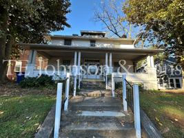 featured image of 666 1/2 N Spring St