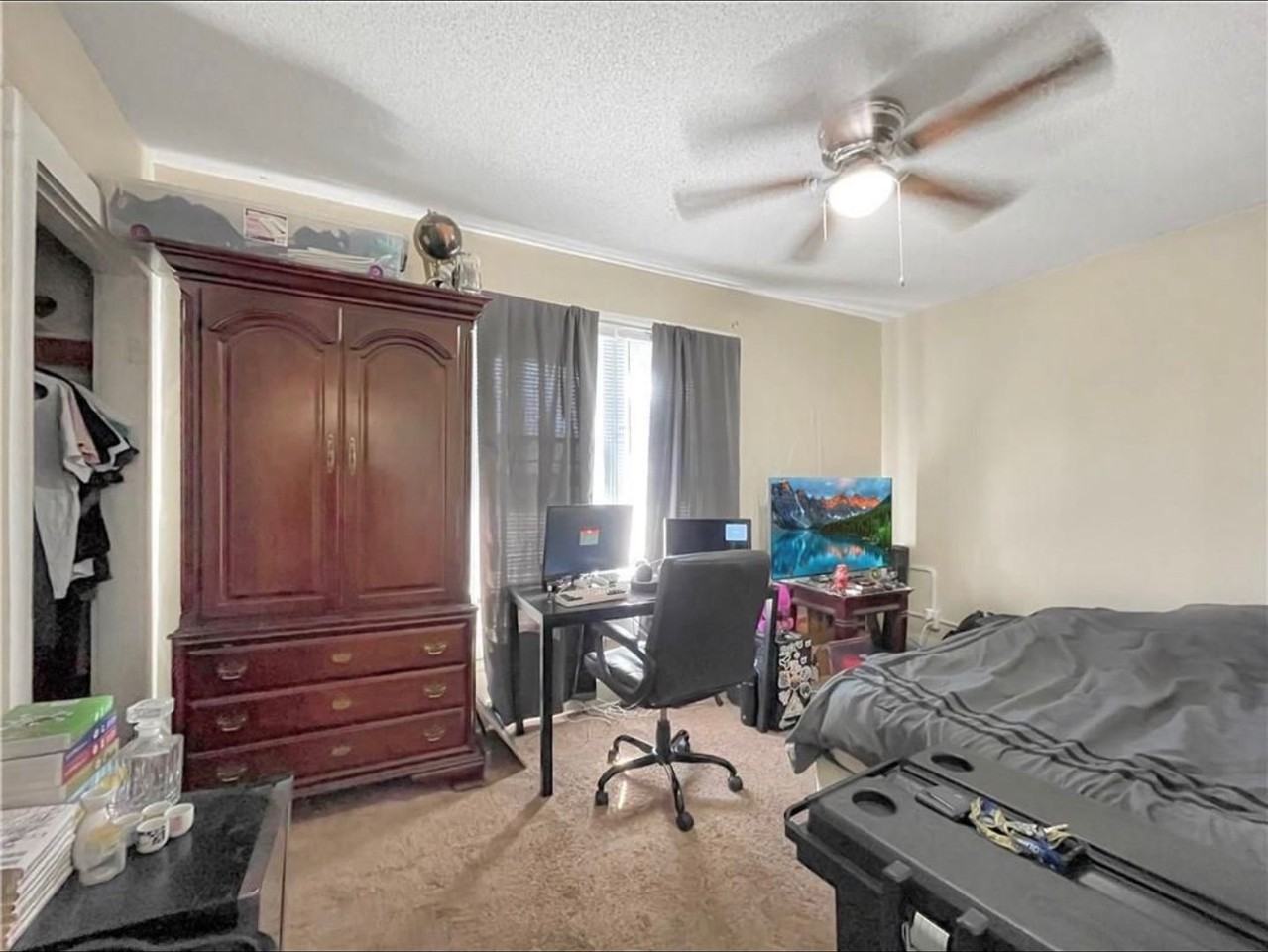 202 S College Ave - Photo 7 of 11