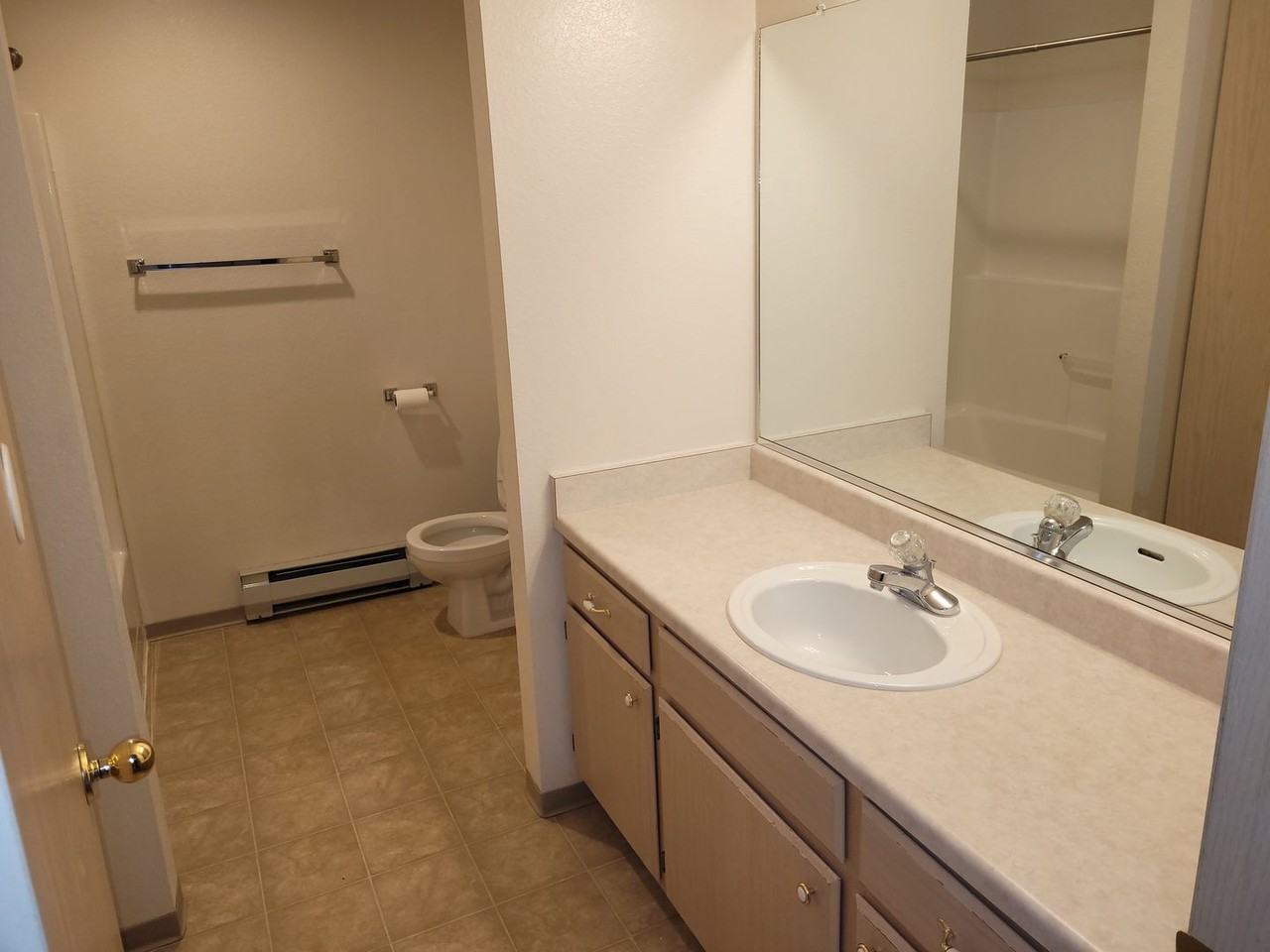 Pine Bluff Apartments - Photo 6 of 26