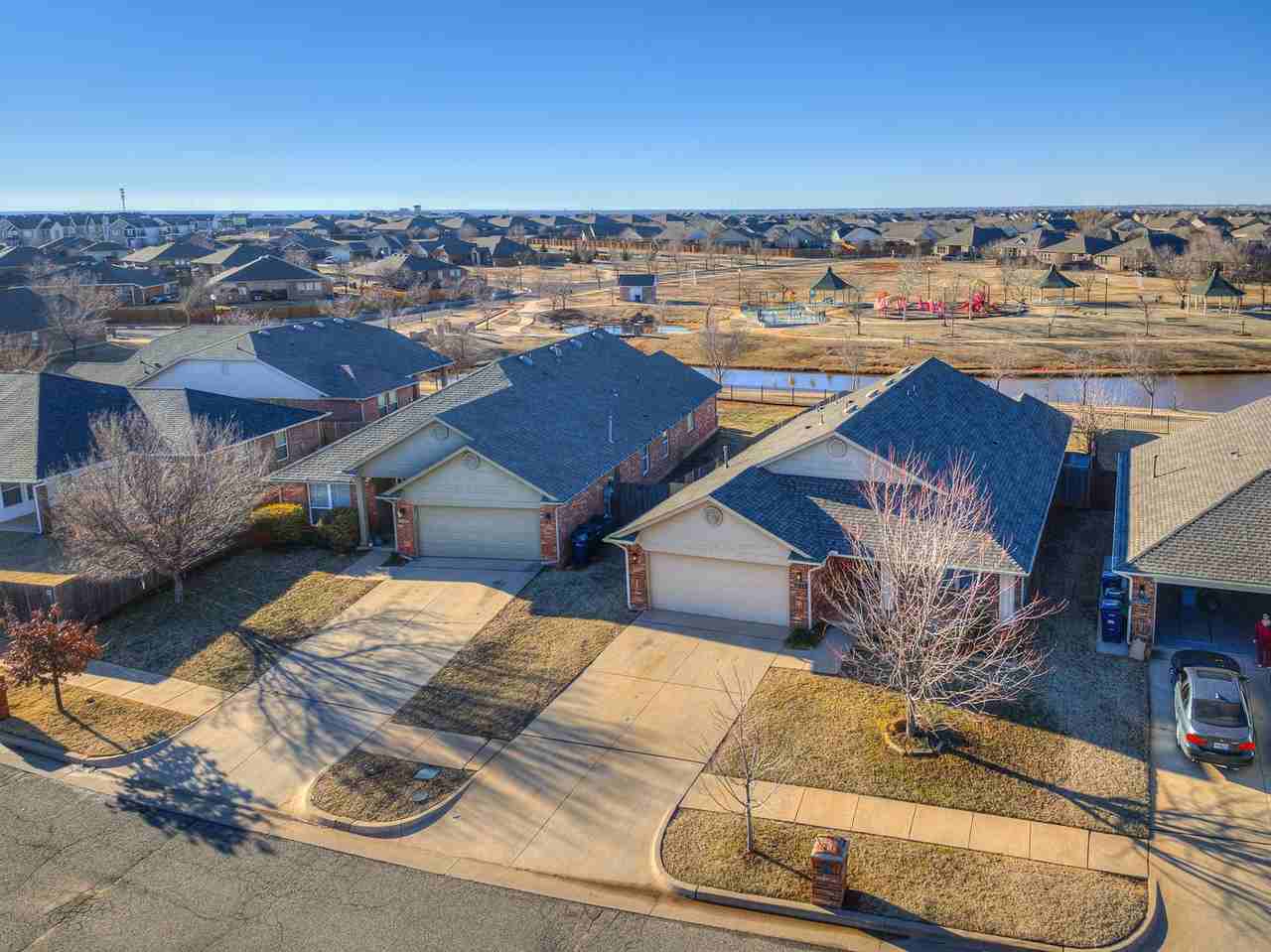 18113 Montoro Way - Photo 2 of 31