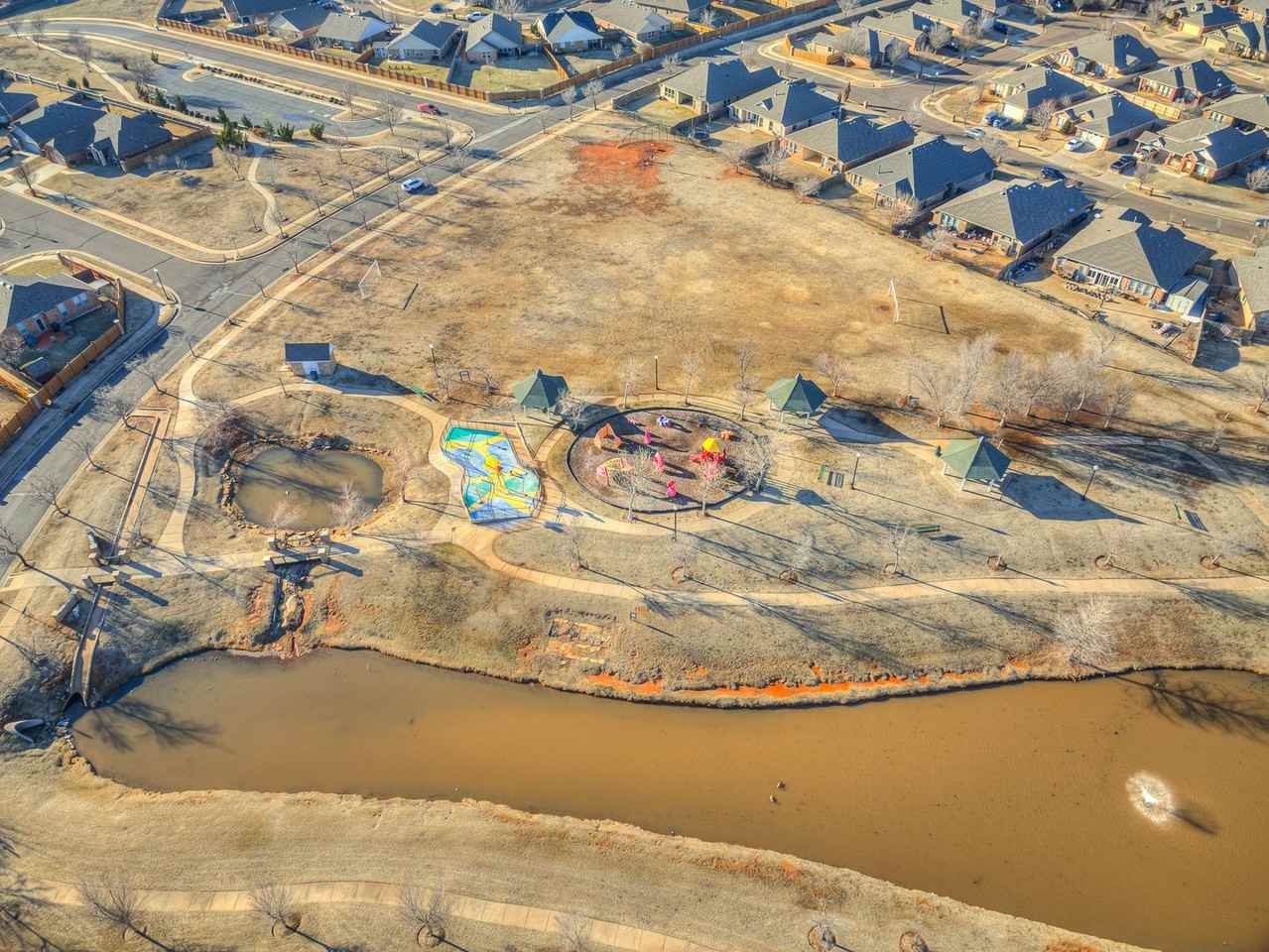 18113 Montoro Way - Photo 4 of 31