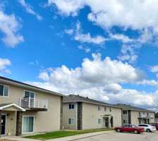 featured image of 505 505 16 Ave Circle NE #2