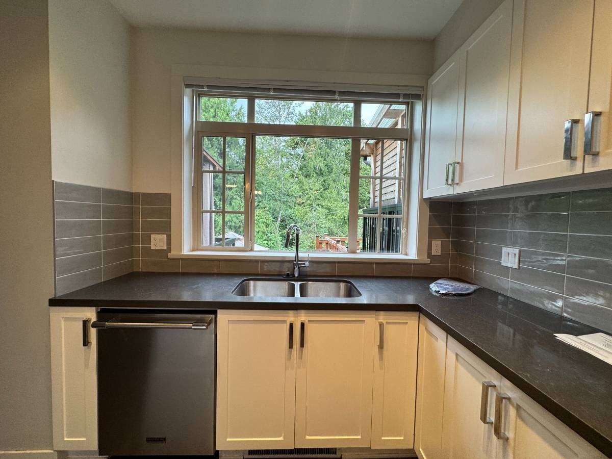 13305 240 Street #81 - Photo 4 of 21