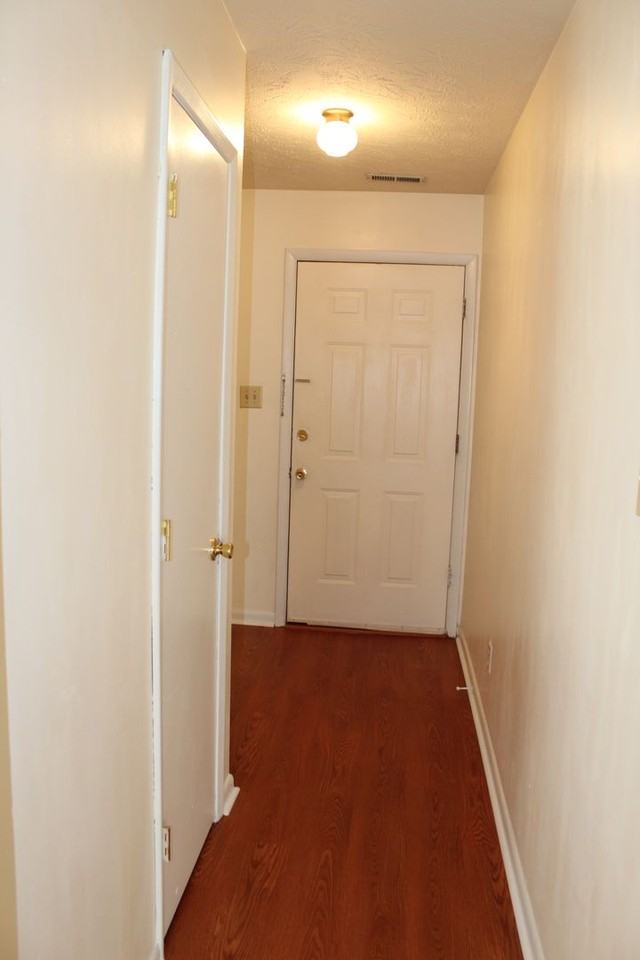 7805 Gallant Ridge Dr - Photo 5 of 27