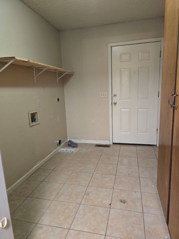 103 Wildwood Cir - Photo 7 of 20