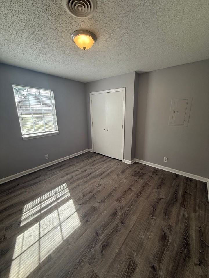 298 Chicken Pike - Photo 7 of 8