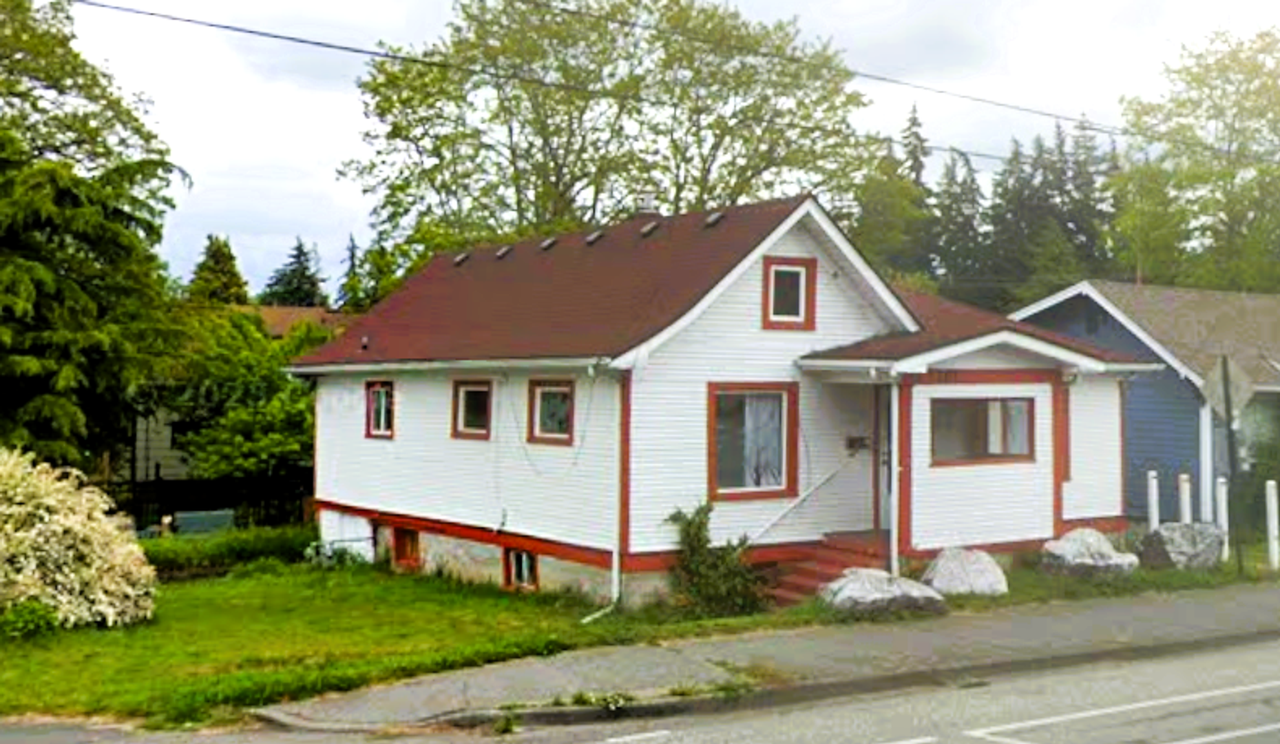 1201 E Maple St - Photo 2 of 38