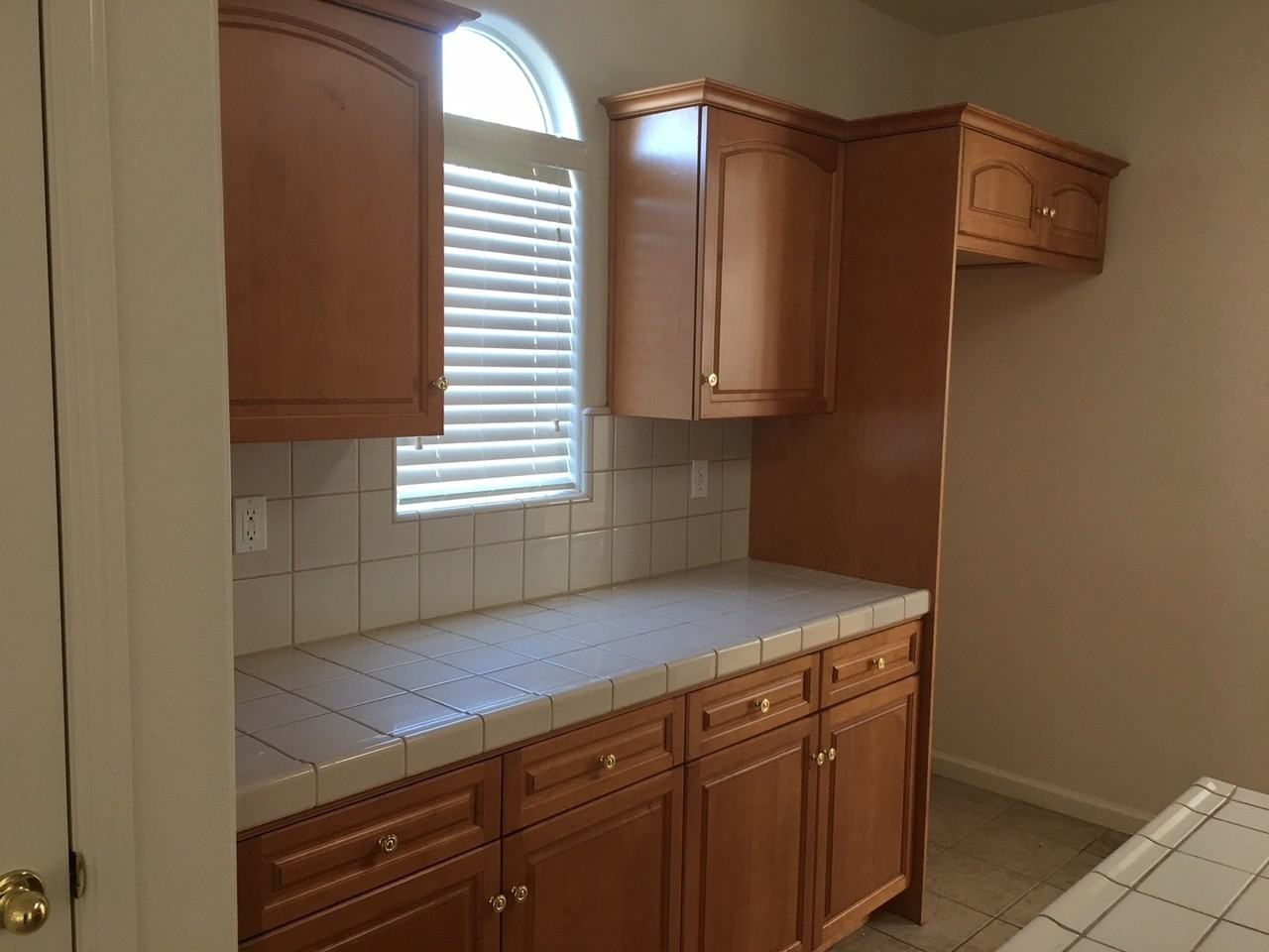 2642 Blackwood Ave - Photo 4 of 15