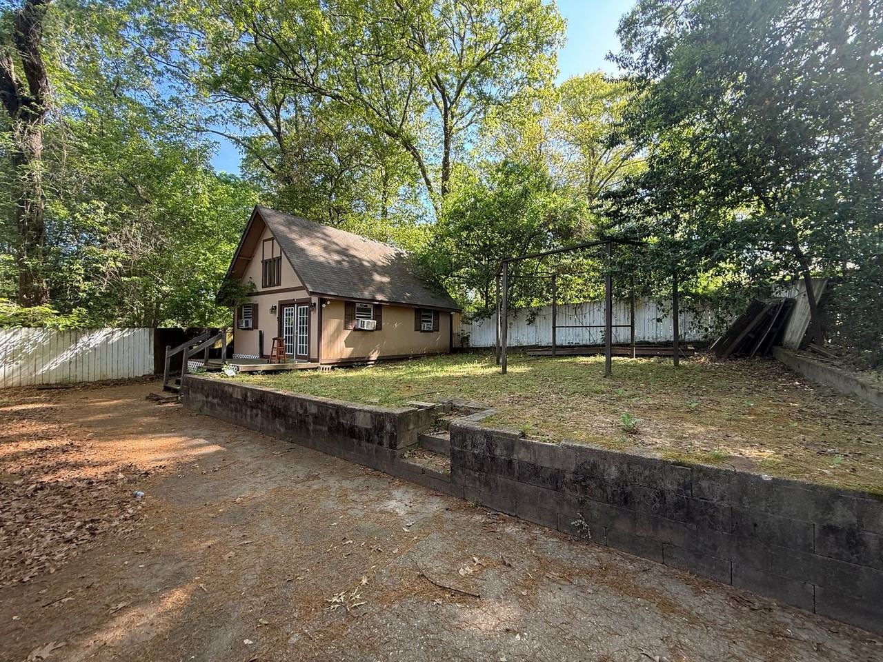 317 Whetstone Dr - Photo 3 of 16