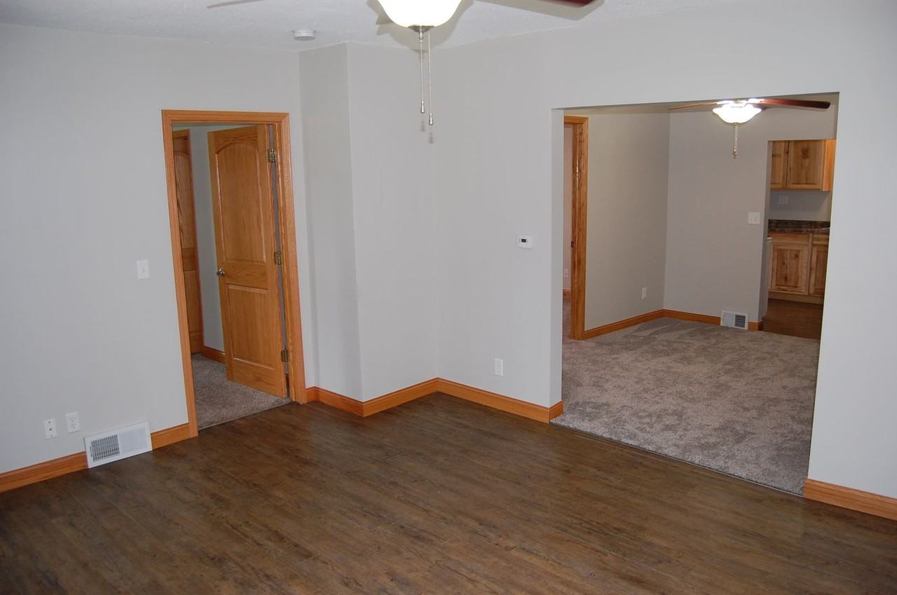 1430 N 21st St - Photo 5 of 19