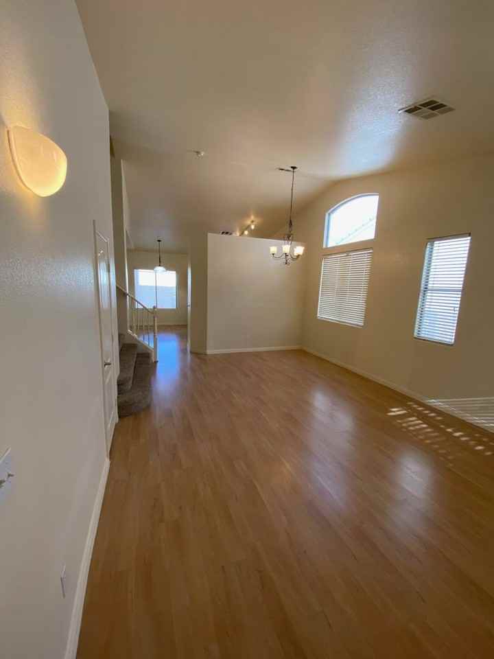 7565 Splashing Rock Dr - Photo 4 of 50