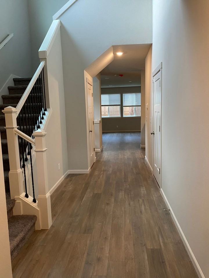 2095 Legacy Heights Dr Se - Photo 2 of 42