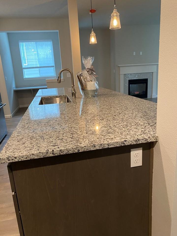 2095 Legacy Heights Dr Se - Photo 7 of 42