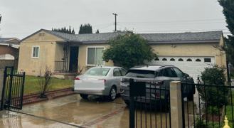 212 N Aladdin Dr - Photo 1 of 1