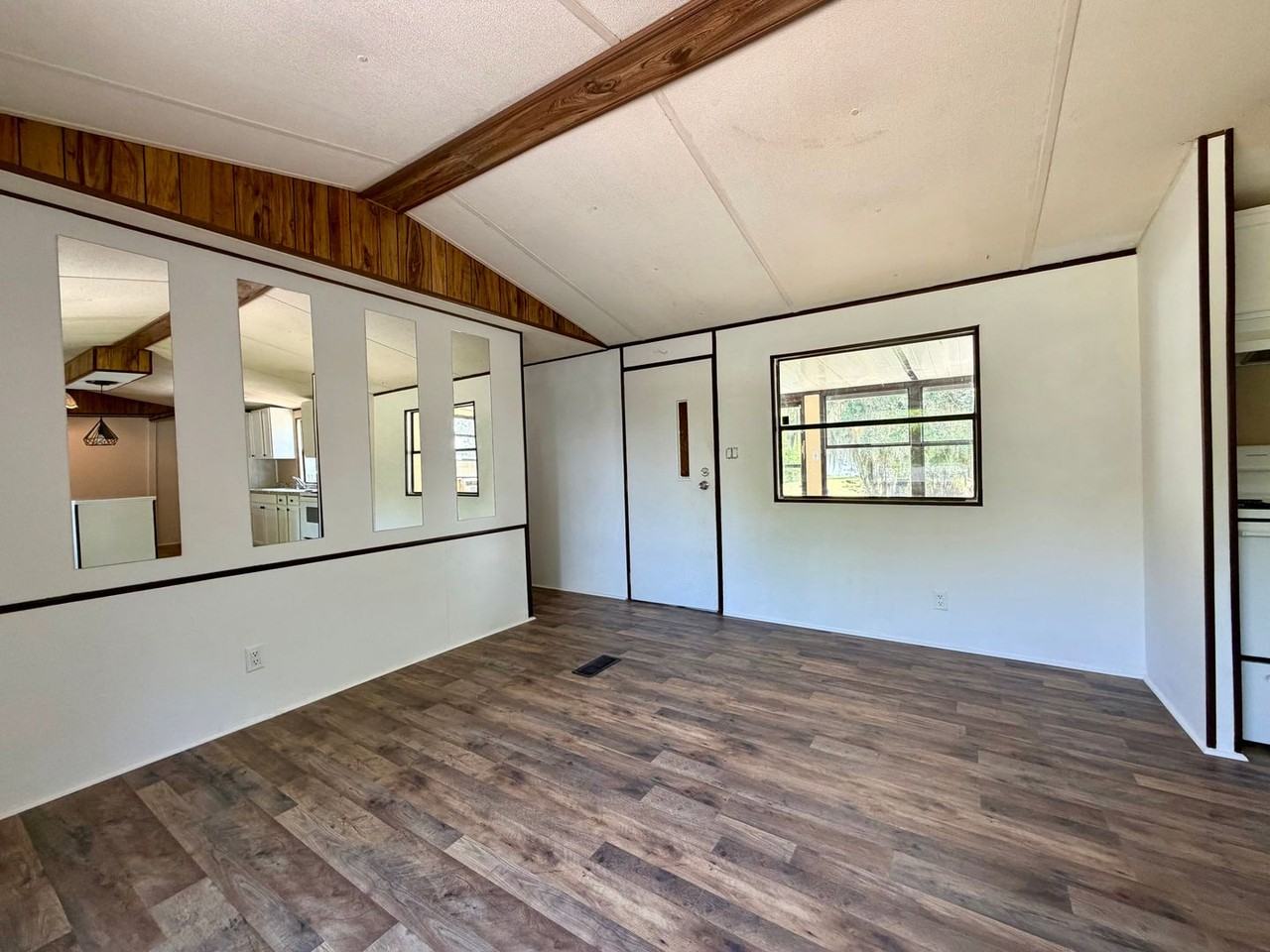 5138 Rollinglen Loop W - Photo 2 of 15