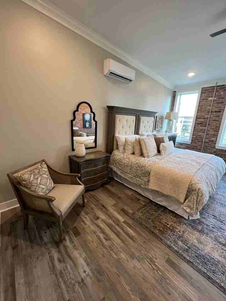 315 Columbia St #300 - Photo 4 of 19