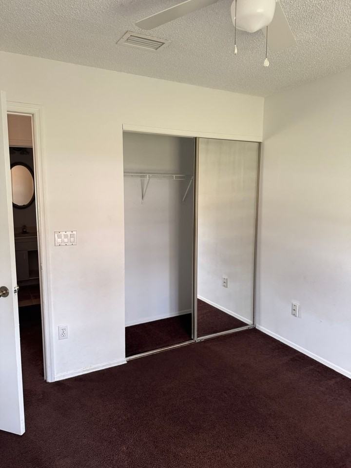 521 Londonderry Cir Se - Photo 5 of 9