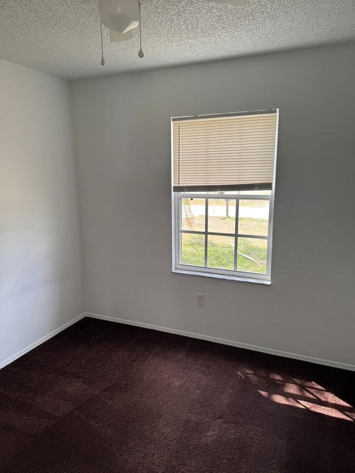 521 Londonderry Cir Se - Photo 6 of 9