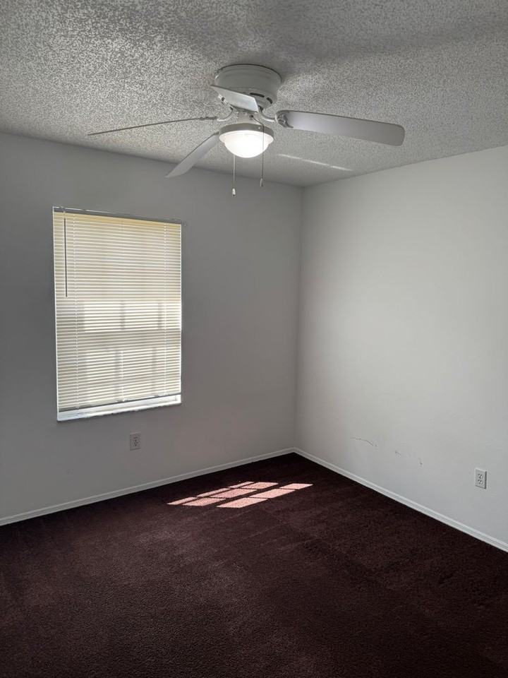 521 Londonderry Cir Se - Photo 7 of 9