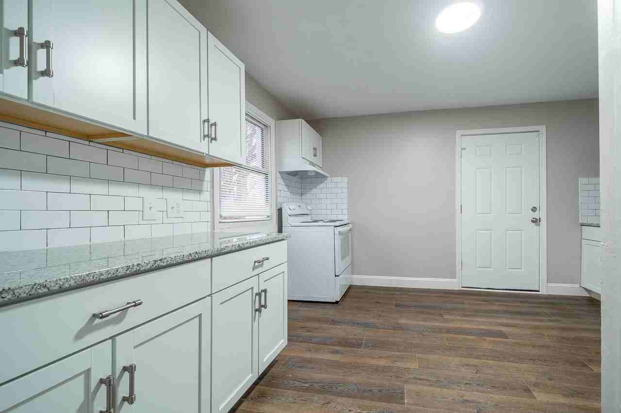 771 E Tulane Rd - Photo 2 of 14