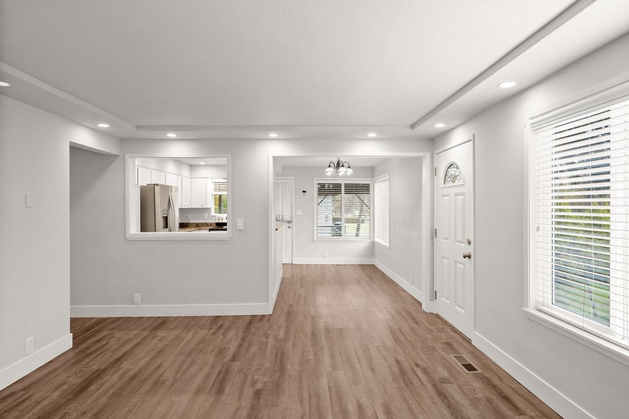 12583 Se 24th Ave - Photo 6 of 21