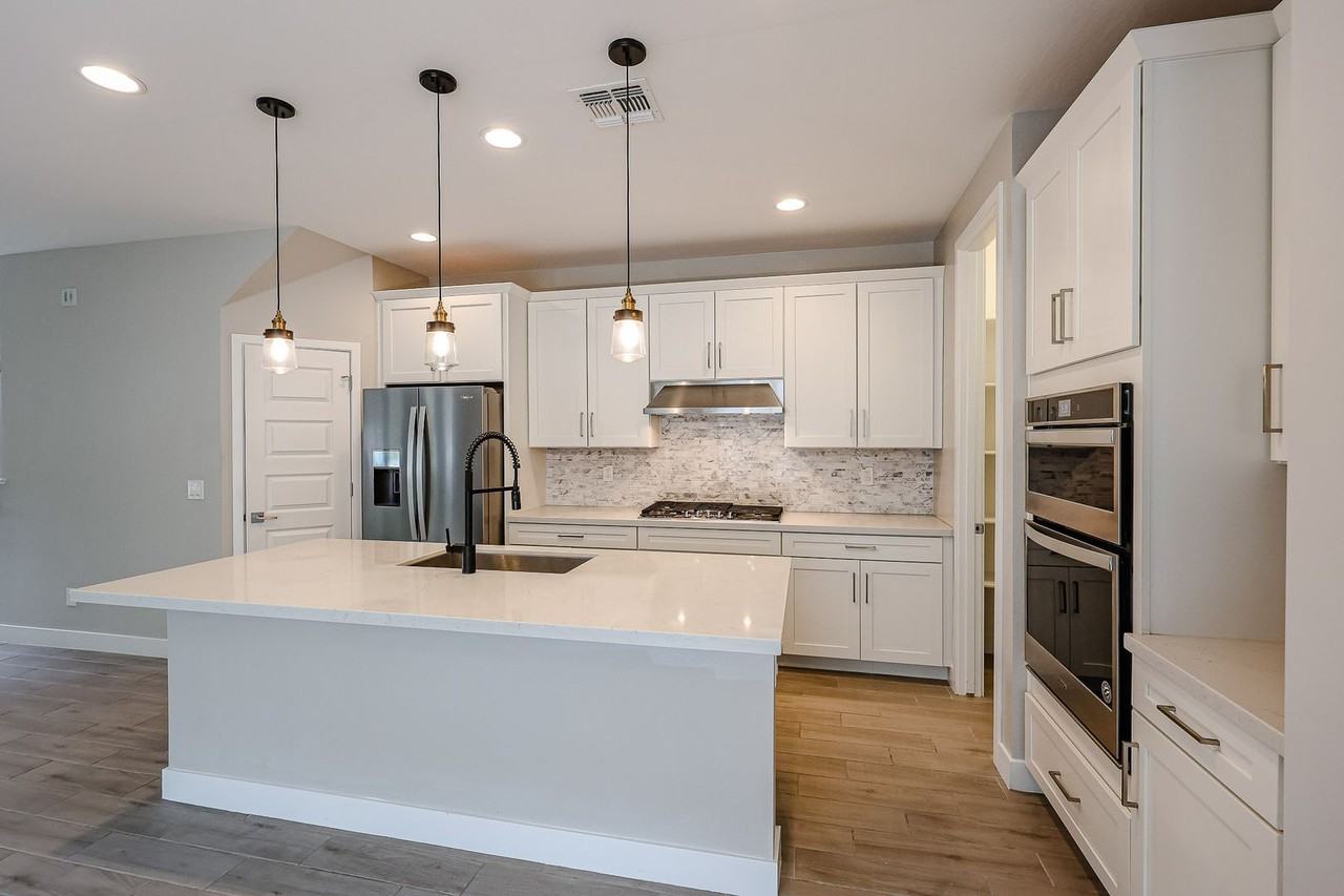 2044 W Trotter Trl - Photo 6 of 43