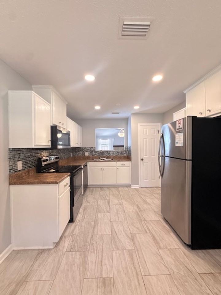 7127 Melissa Elaine Dr - Photo 6 of 22