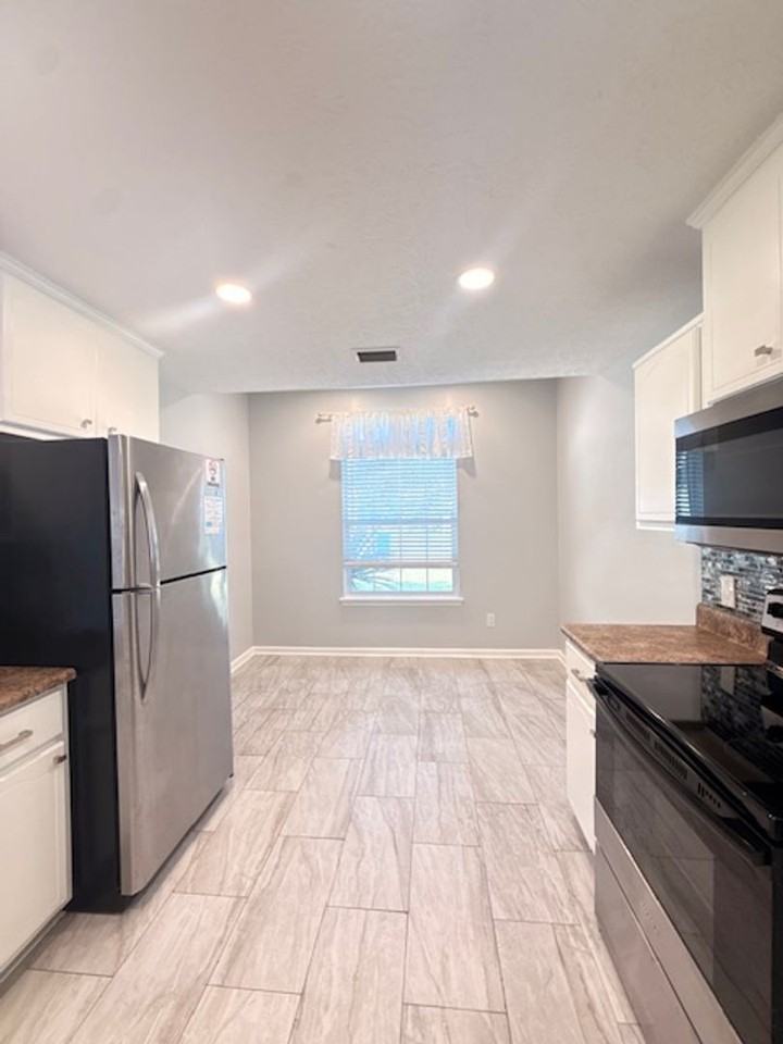 7127 Melissa Elaine Dr - Photo 7 of 22