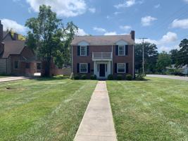 featured image of 918 W Stewart Rd