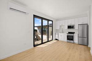 featured image of 1591 Burton St